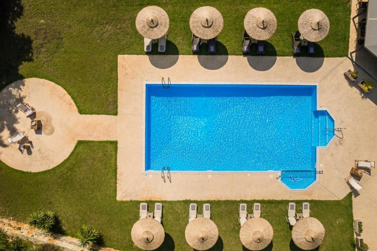 Theros Retreat スパルティア エクステリア 写真